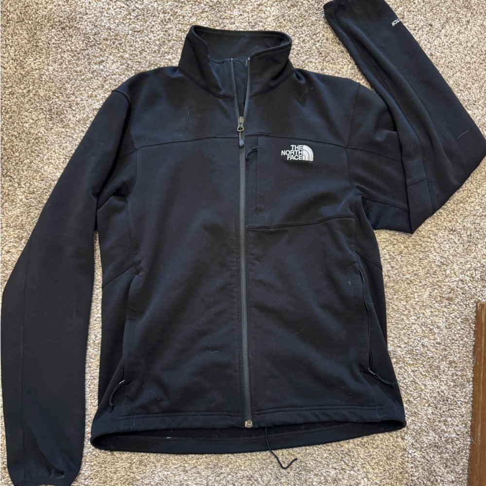 The North Face Men's Black Full-Zip Softshell Jacket